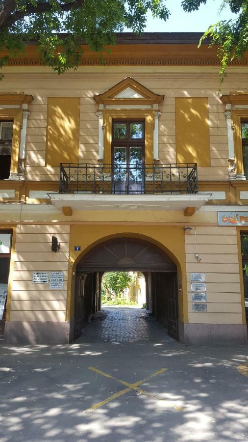 Center Apartment Dunja Subotica Extérieur photo
